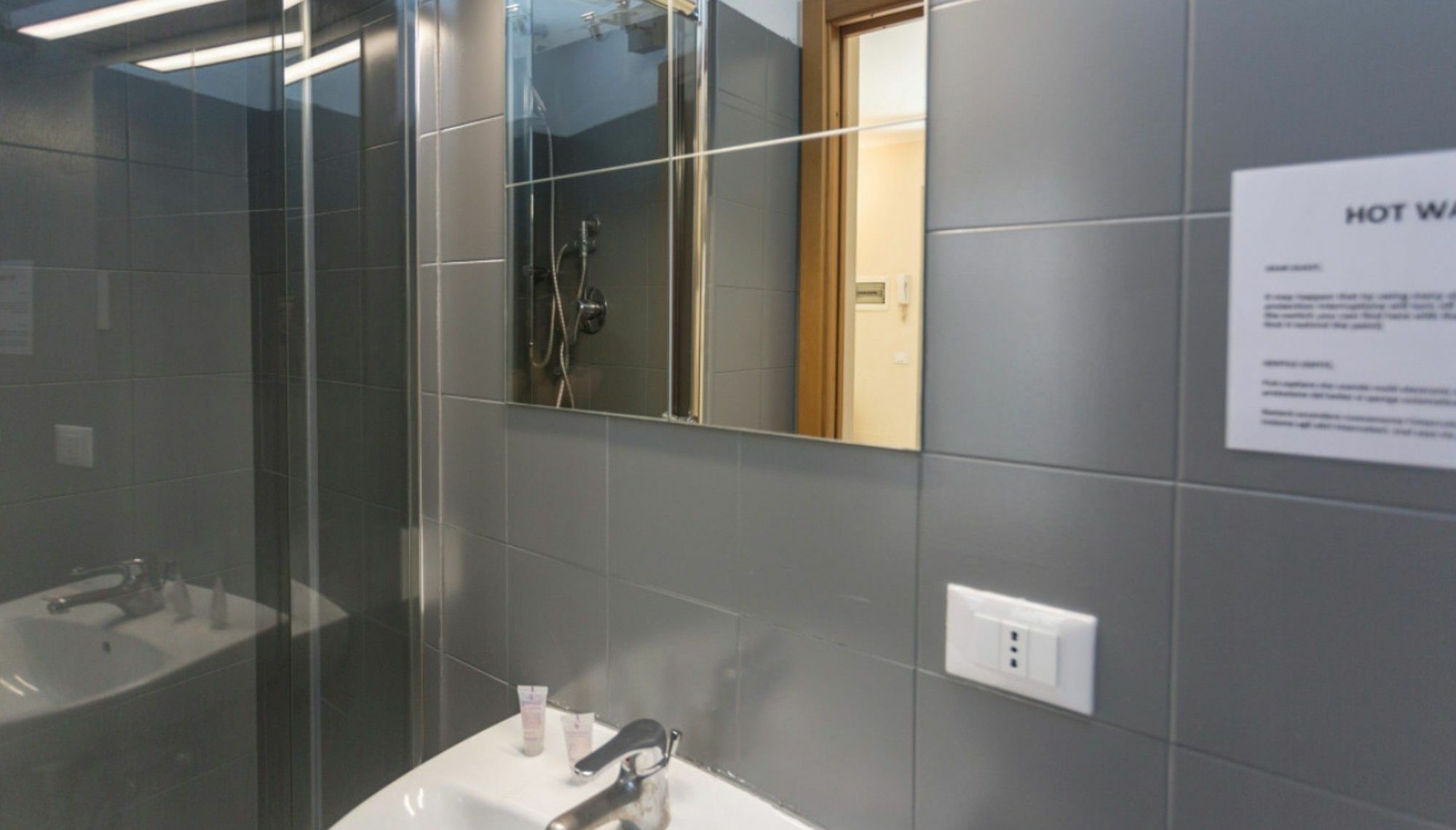 Short Rent Apartments Milan Exterior photo