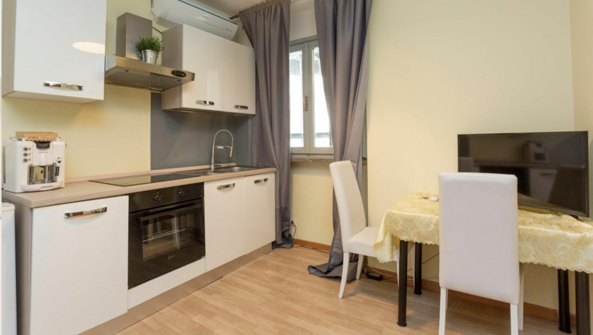 Short Rent Apartments Milan Exterior photo